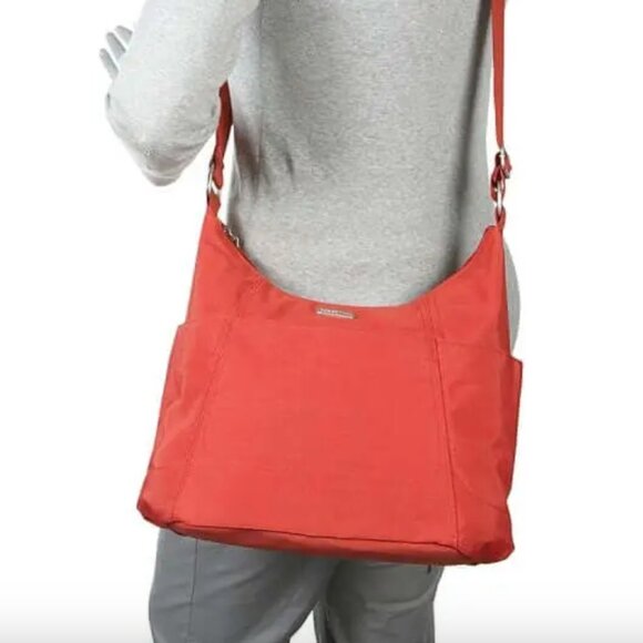 Baggallini Hobo Bag - Picture 1 of 1